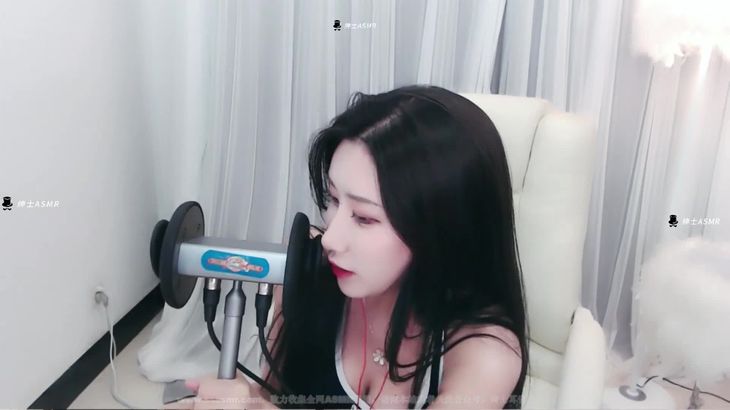 【埋埋】火箭定制ASMR 制服舔耳