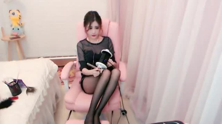 【ASMR】黑丝+亲亲+呼吸