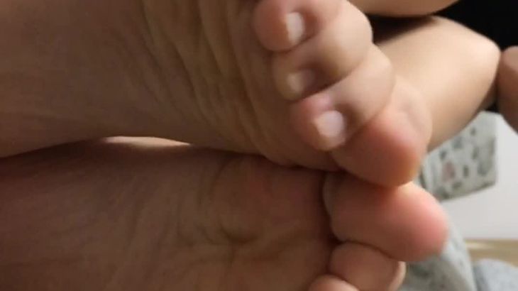 【船袜小兔】粉丝定制丝足福利合集 13