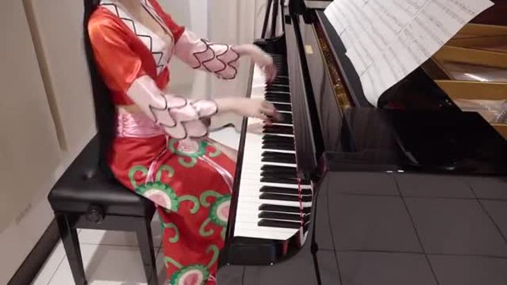 ONE PIECE 海賊女帝コスプレ 7曲 メドレー [ピアノ] ～チャンネル登録50万人ありがとうございます！～