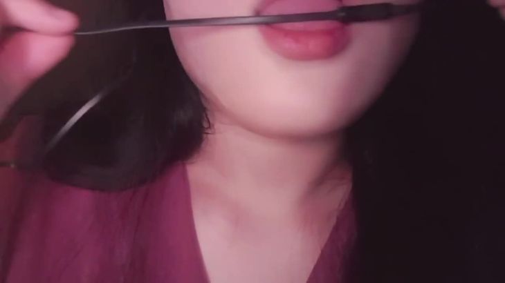 【수아-Su-a-ASMR】吃舔耳麦，口腔音，单声道