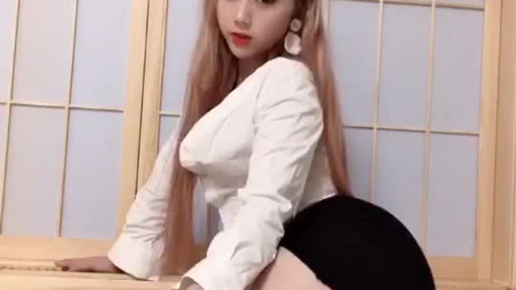 【易直播然然】足控付费福利视频合集 6