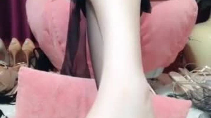 【熹千金】高价收费直播 黑丝换肉丝 挤奶诱惑