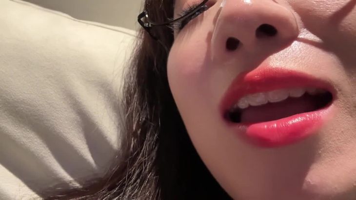 【晚安yoyo】ASMR口腔音舔耳身心放缓舒适助眠视频集 81