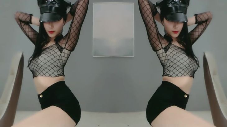 【斗鱼小深深儿】我会用我的身体奖励你