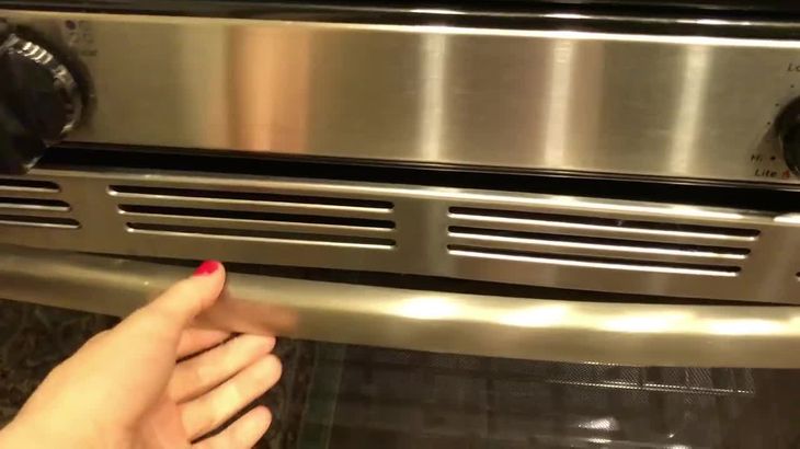 【红唇阿姨】(ASMR) Baking Godiva Cookies Just For You