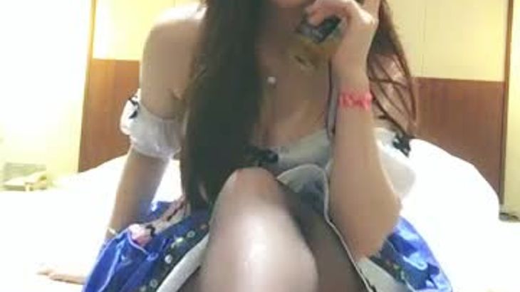 【易直播然然】足控付费福利视频合集 3