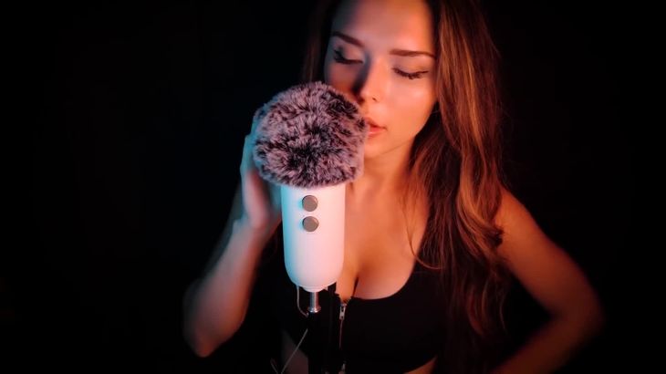 Fluffy-Mic-Scratching-with-Gentle-Whispers-ASMR