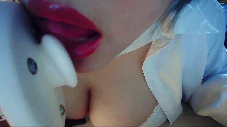 ASMR主播舔耳 文明观球