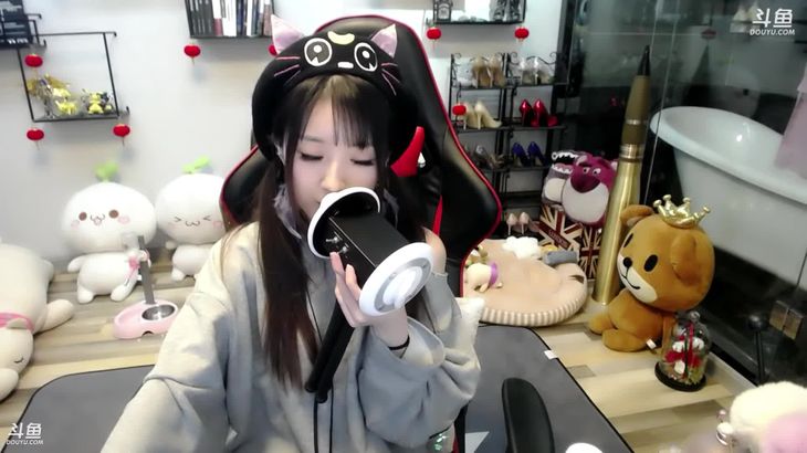 【小女巫露娜】ASMR口腔音、舔耳、吸管（无人声）