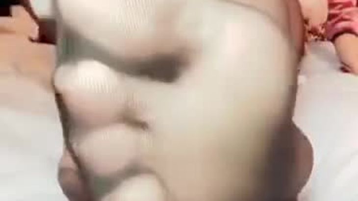 易直播动漫允小主丝足秀脚