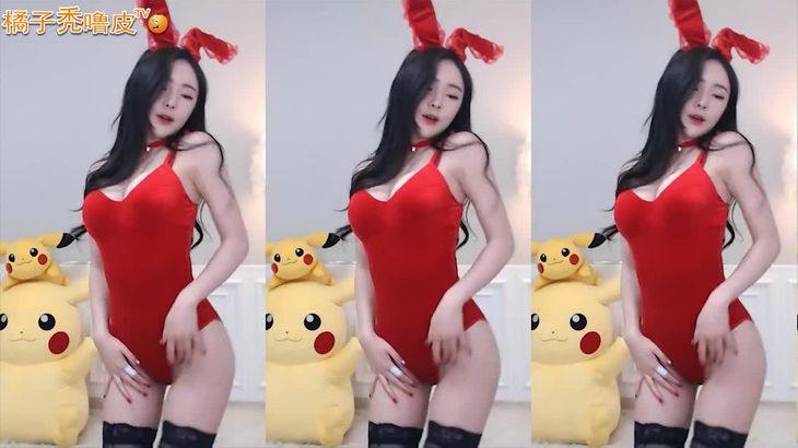 【TIKTOK】这样的兔女郎喜欢么，抖胸热舞