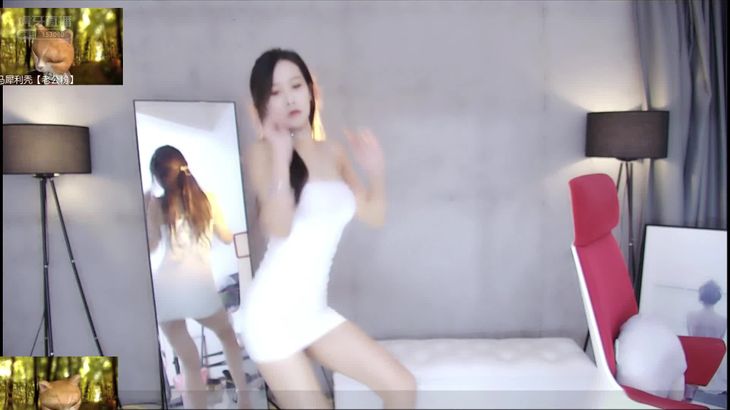 【虎牙MH丶曼婉】白衣包臀热舞