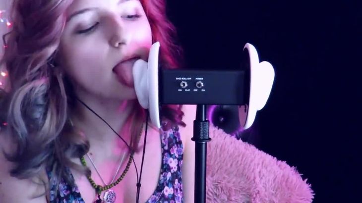 ASMR–Ear-Nibbles-Noms-and-Nyas-(No-Hands,-No-Talking)