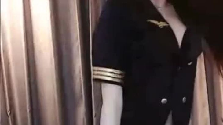 【虎牙奶油米】制服性感热舞，定制热舞福利