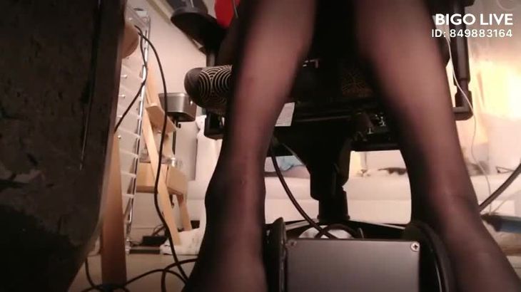 【轩子巨二兔】特殊视脚助眠合集 64