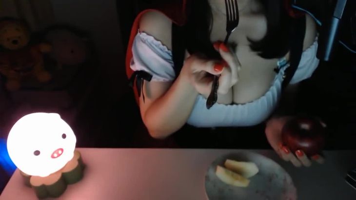 【ASMR】赤ずきんちゃんりんごを食べる_咀嚼音_Apple_Eating_Sounds_ハロウィンHalloween【イヤホン推奨】Almost