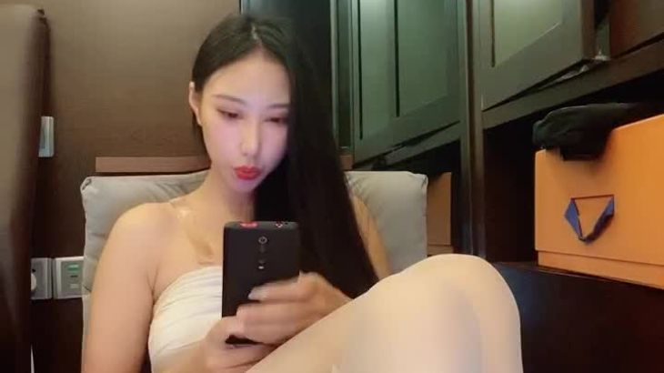 【易直播芮妮妮】丝足录播 9