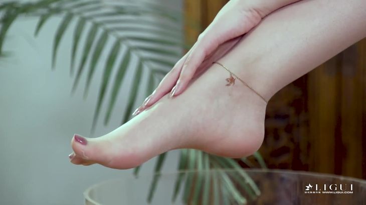 丽柜各种丝姬小姐姐 11