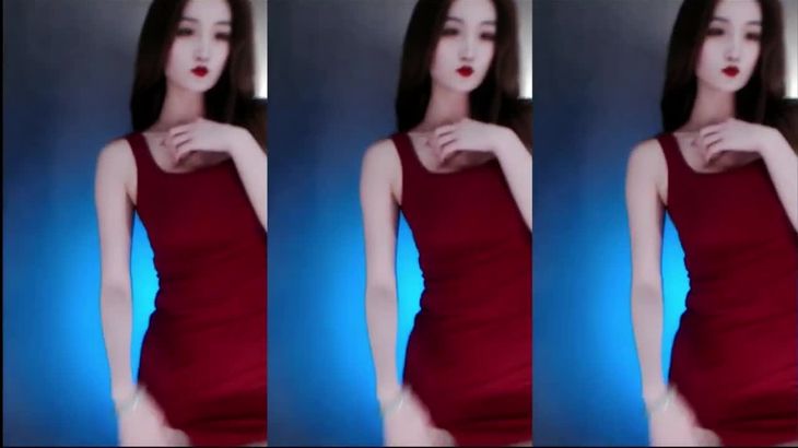 【斗鱼柯儿】超短裙加上黑丝