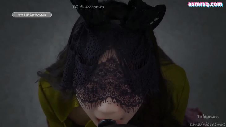 萝卜爱吃兔兔ASMR【第一人称视角-丝袜舔耳】