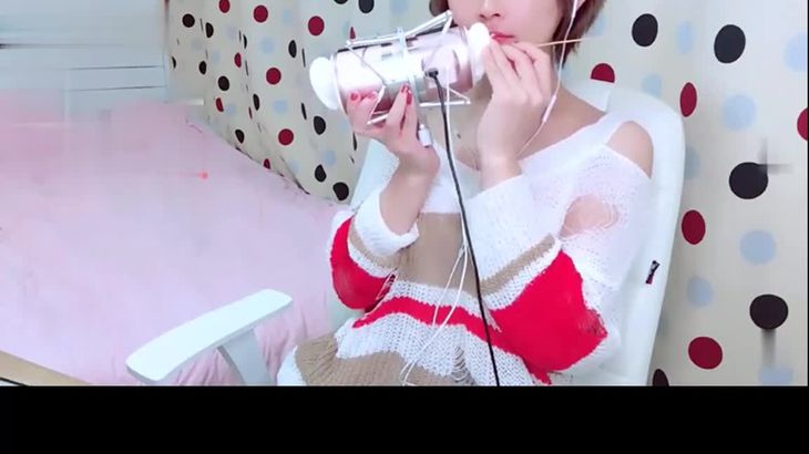 ASMR@菇菇 帮你掏耳朵