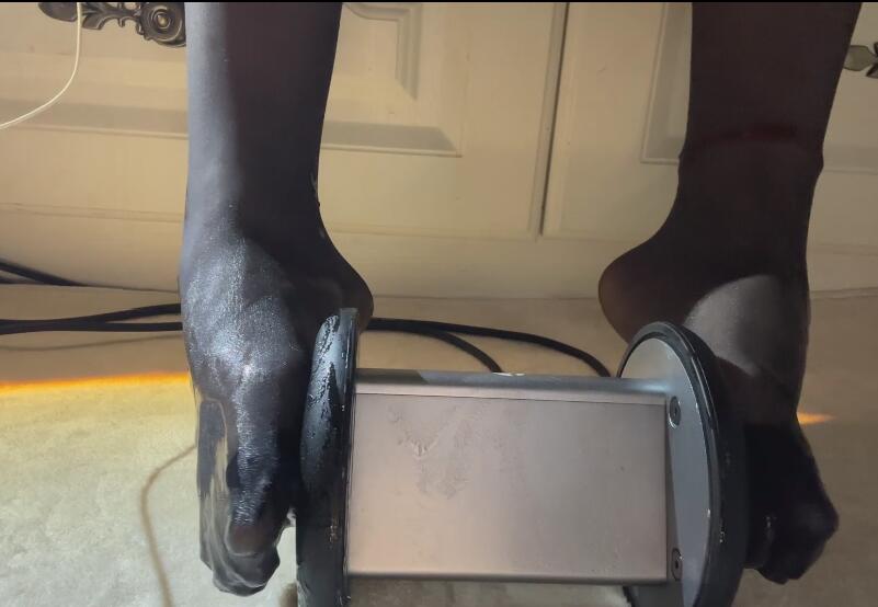 芝恩㱏 嗨丝鱿鱼jio按摩.