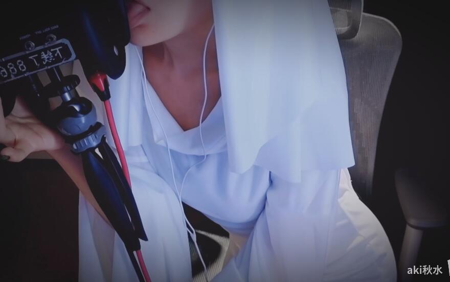 【秋水ASMR】可爱鬼短暂出现!!孔雀鱼prpr.