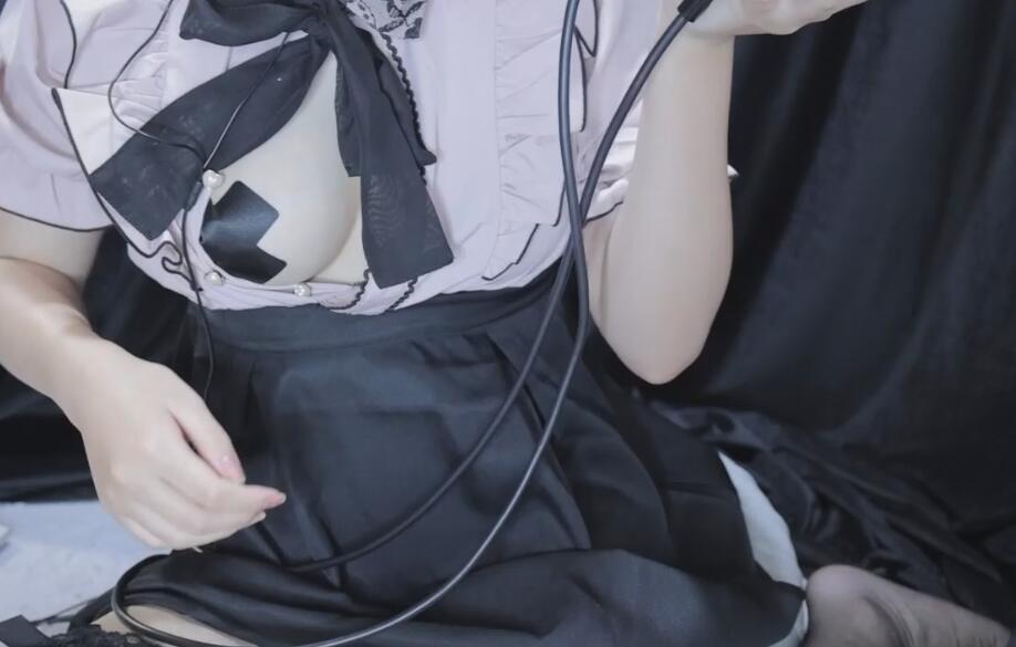 綺雨せなASMR舔耳.