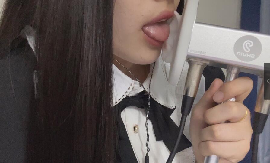 璐璐睡不着女仆系描绘耳廓.