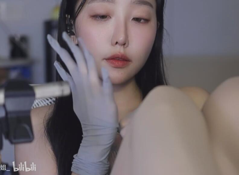 酥酥学姐 沉浸式丝里丝摩擦按摩 手丝 丝手私脚双麦享受.