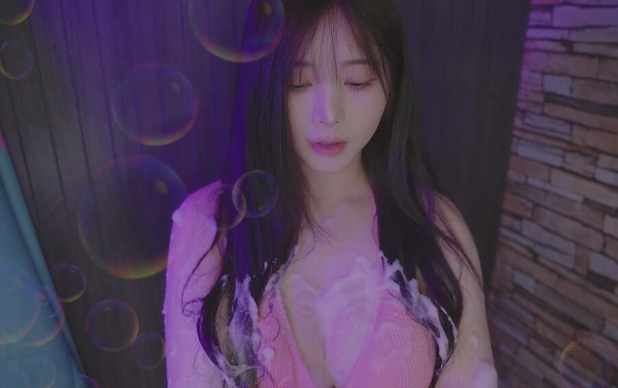 Yoonying ASMR海滩上的秘密卧底.