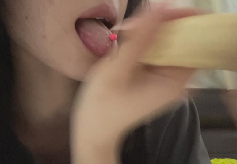 loveiurrui 香蕉淫语m向.