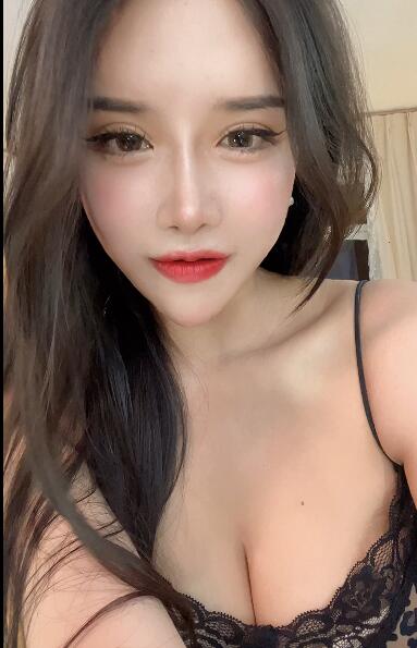 小恩雅 剧情 手机视频帮男友.