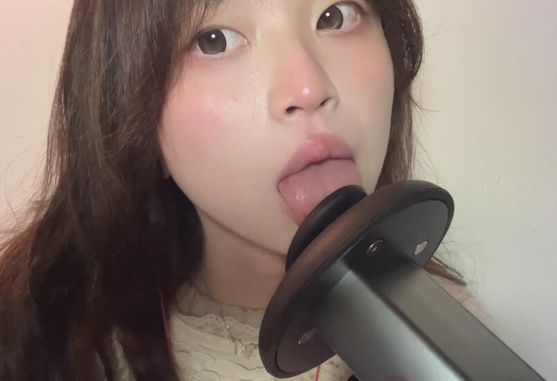 椰椰拿铁助眠ASMR视觉向舔耳.