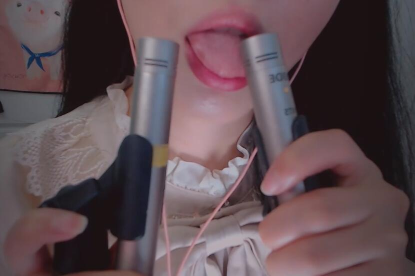 芝麻对辣  贴脸舔奶油 吸溜吸溜舔屏亲亲 舔麦.