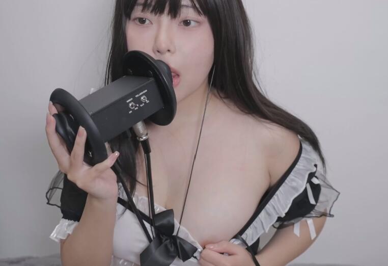 綺雨せな ASMR [R♡18]2024.12.17顔出し耳舐め.