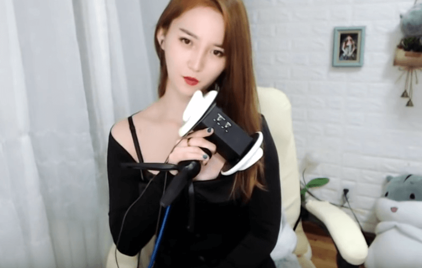 桃桃女王ASMR在线播放.