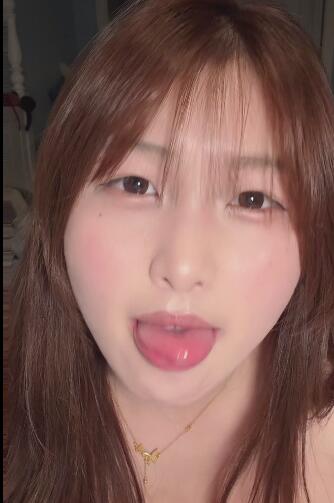 凡凡的助眠日记 舔舐.