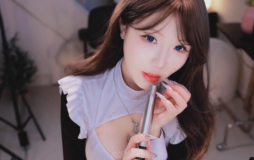 妮有柿 修女管麦捂耳舔耳无人声.