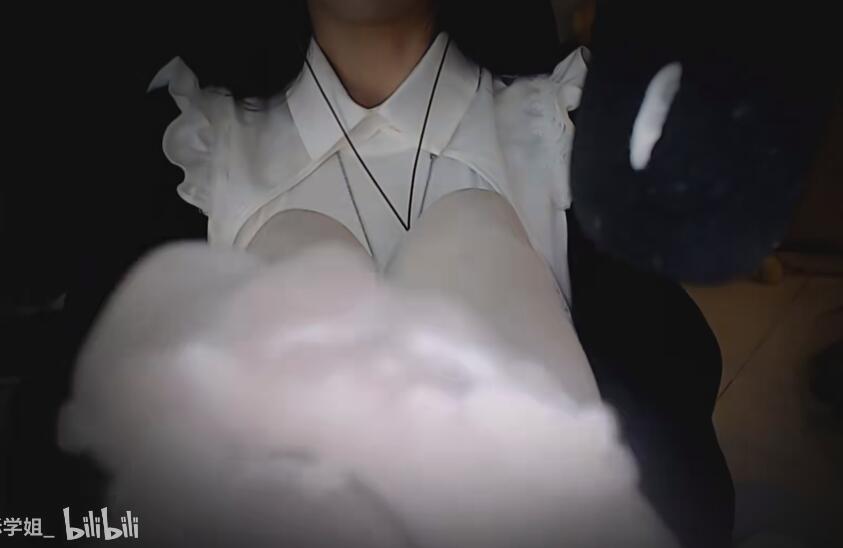 酥酥学姐 泡沫 白si摩擦.