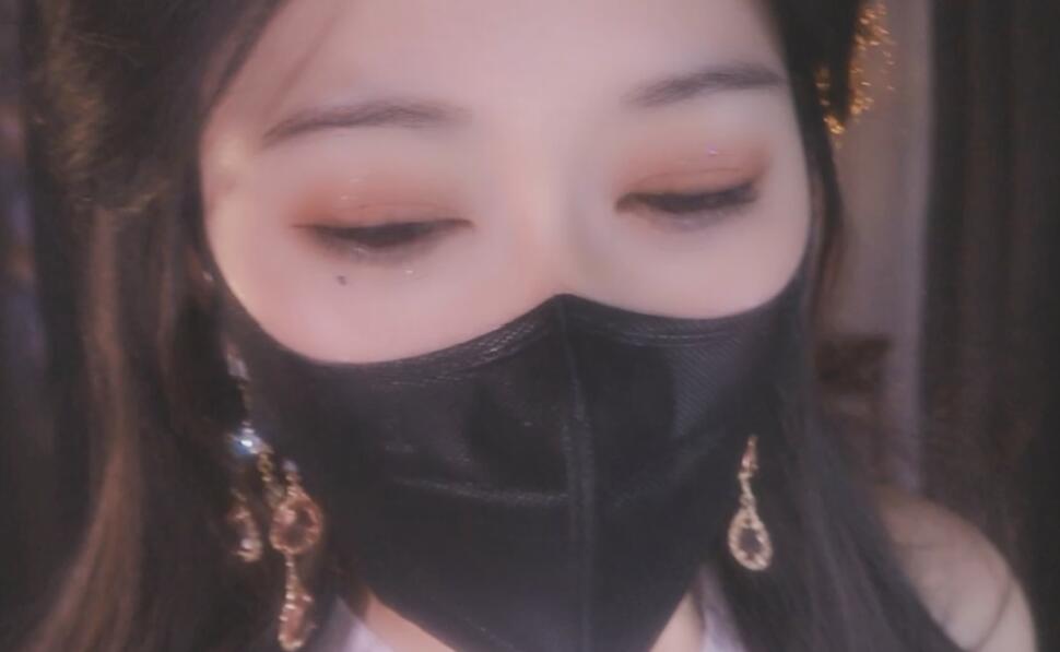 清清睡不醒 糯米吸吮棒测评.