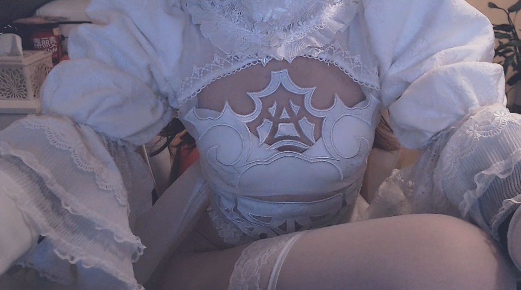 Aki秋水 爱发电花嫁.