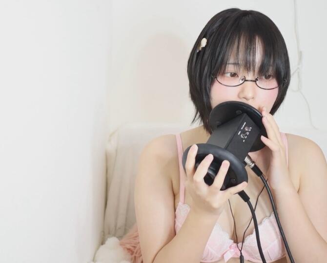 千岁堇ASMR 下着姿顔出し耳舐め動画　12_6｜千歳 すみれ.