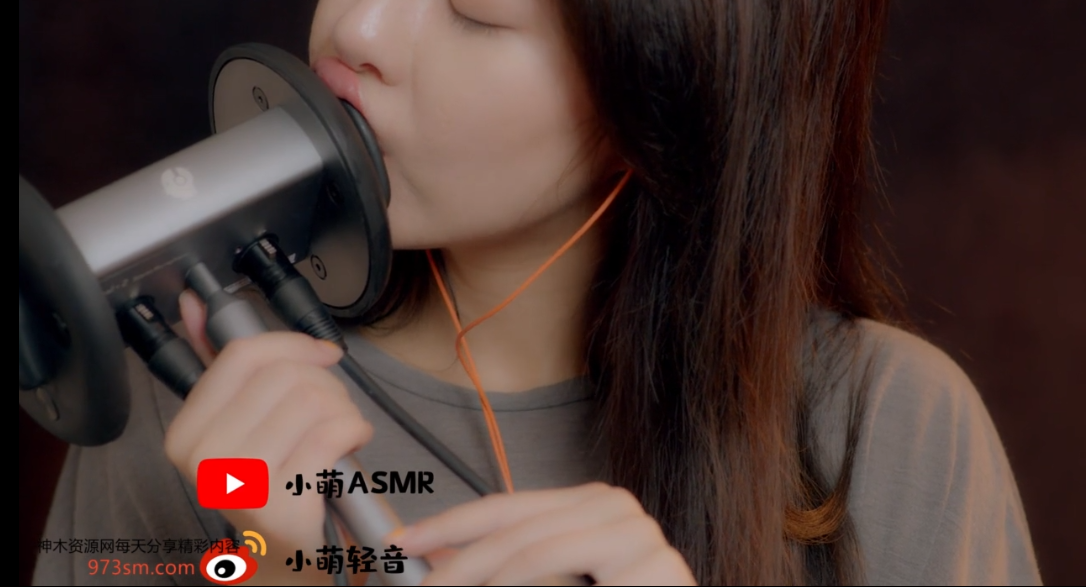 小萌ASMR 7月会员舔耳第四期.