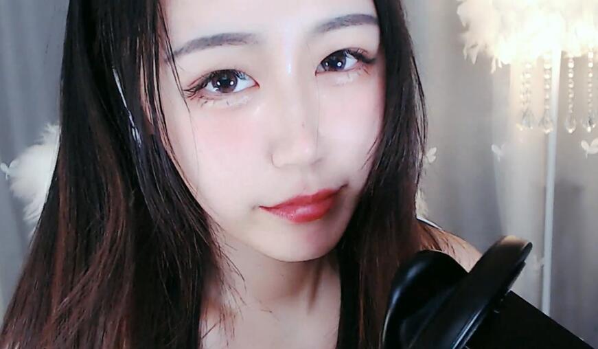 斗鱼娇娇好欲福利 来自女友的吃耳朵.