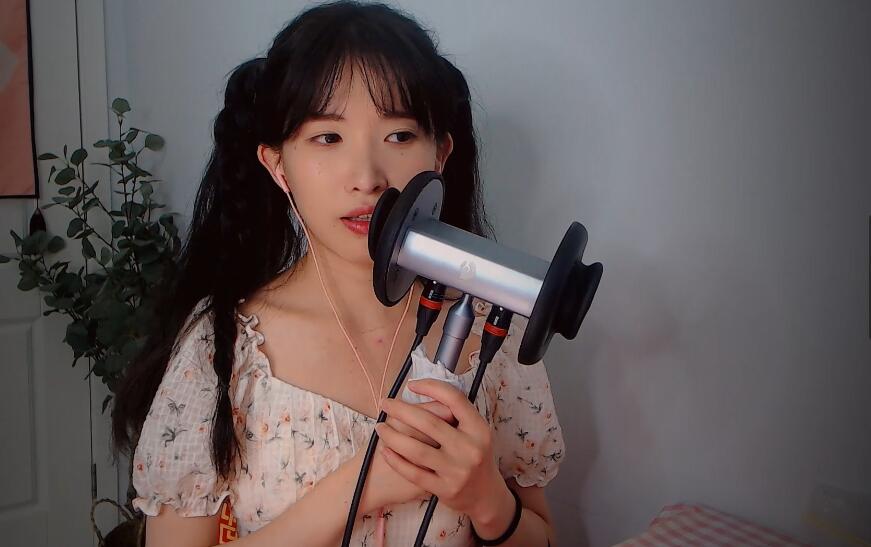 芝麻对辣ASMR 舌尖抵耳心酥麻捂耳朵 舔耳.