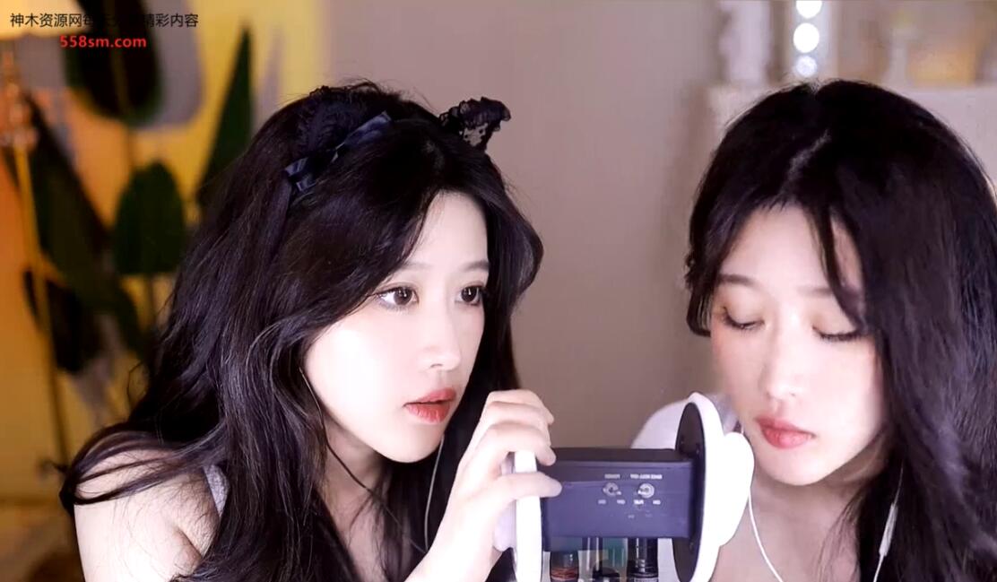 大伊伊  双耳舔耳略略略.