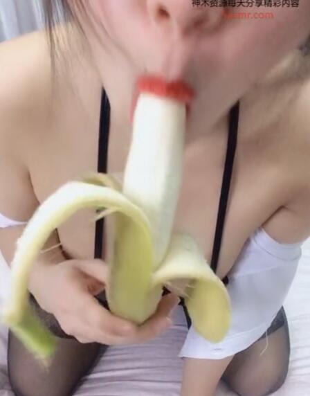 吃爸比的香蕉 斗鱼甜酥小奶猫火箭福利.