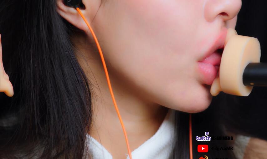 小萌ASMR 喘息音 旗袍亲吻舔耳.